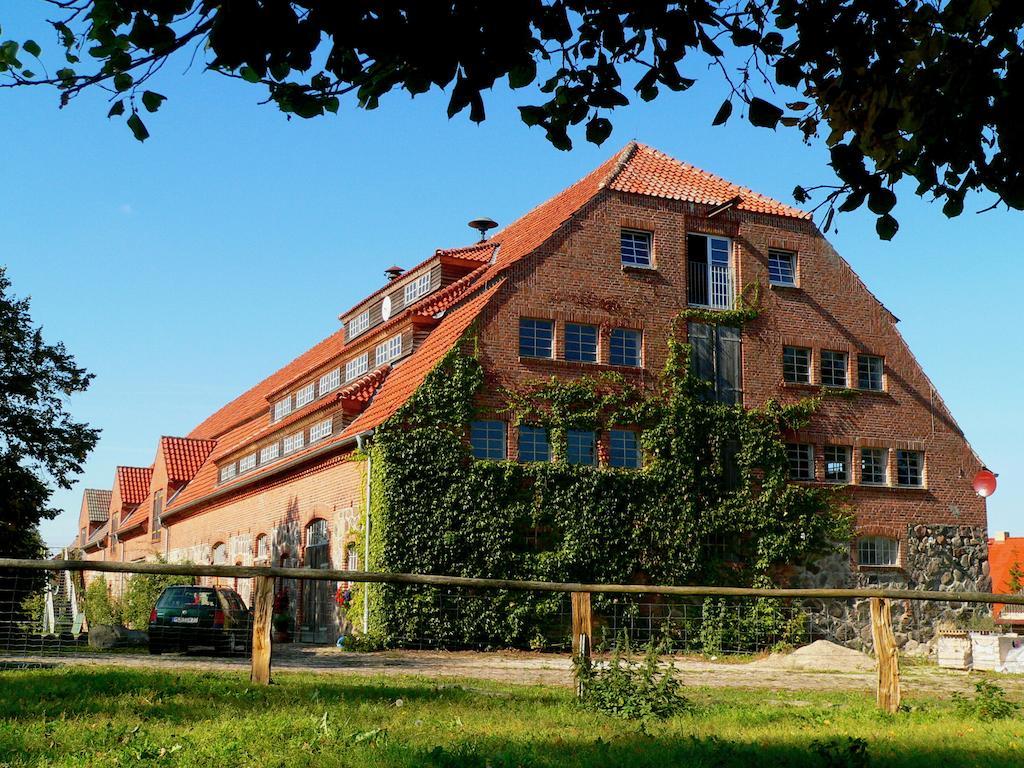 Gutshof Woldzegarten Hotel Luaran gambar