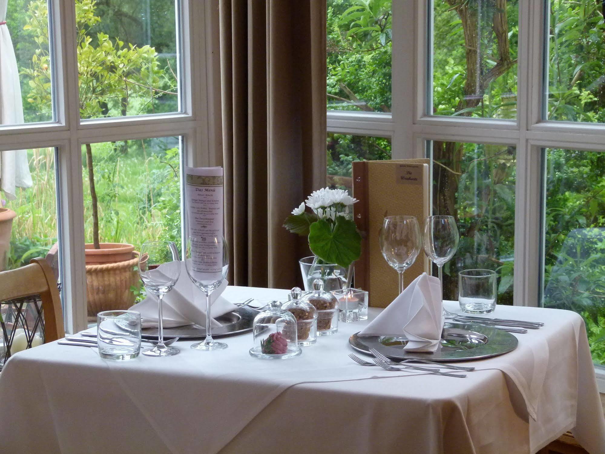 Gutshof Woldzegarten Hotel Luaran gambar