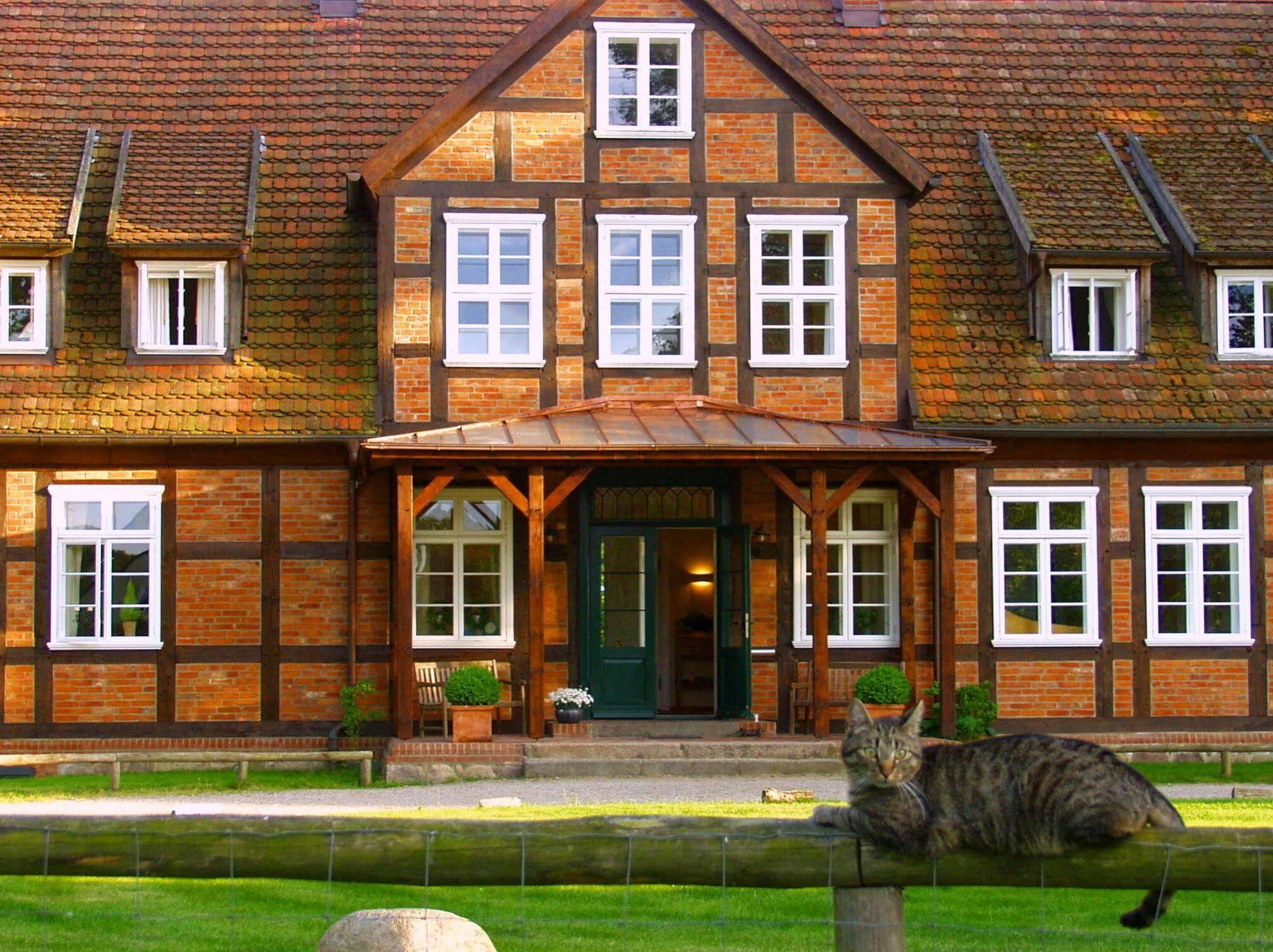 Gutshof Woldzegarten Hotel Luaran gambar