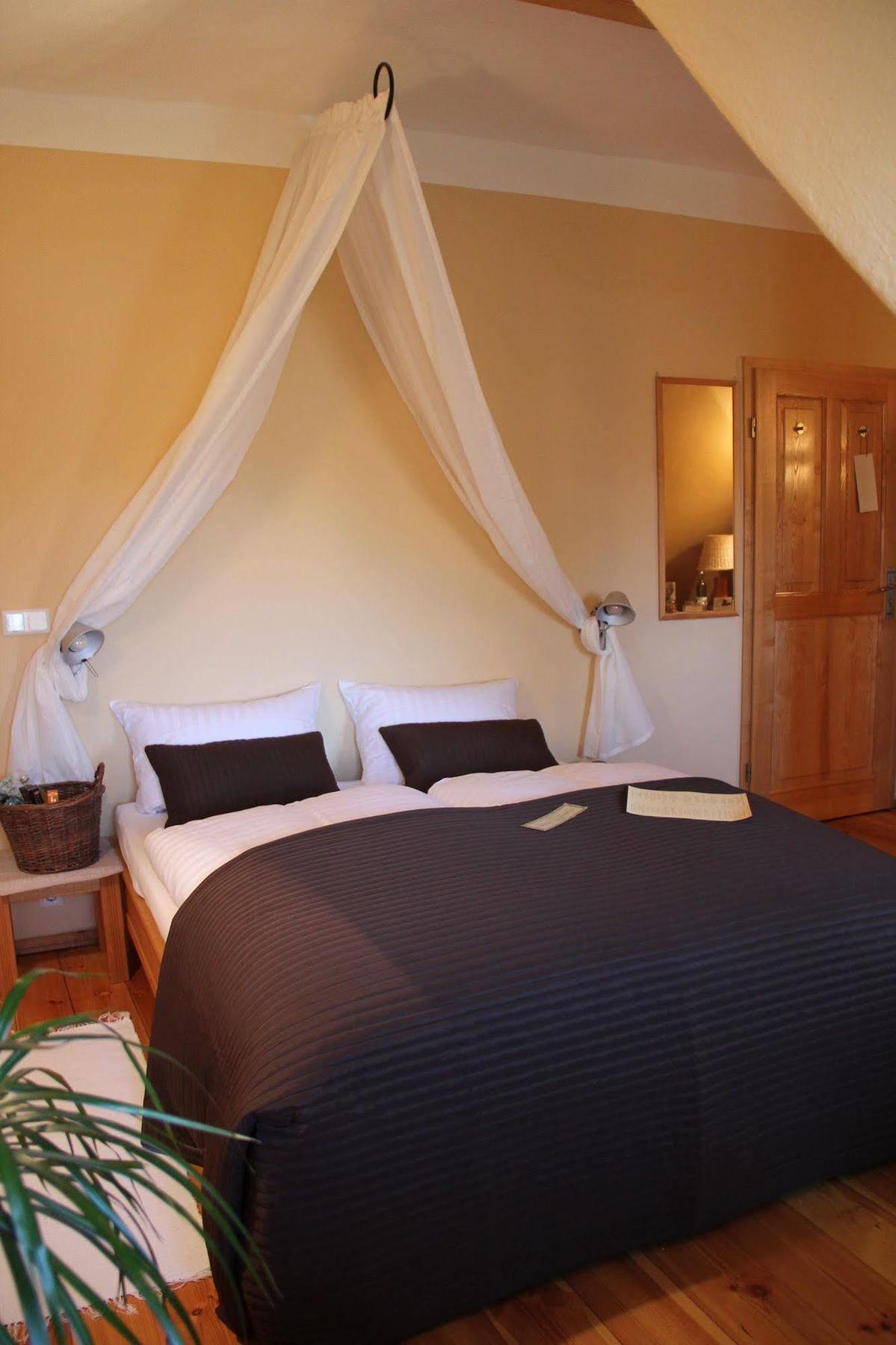 Gutshof Woldzegarten Hotel Luaran gambar