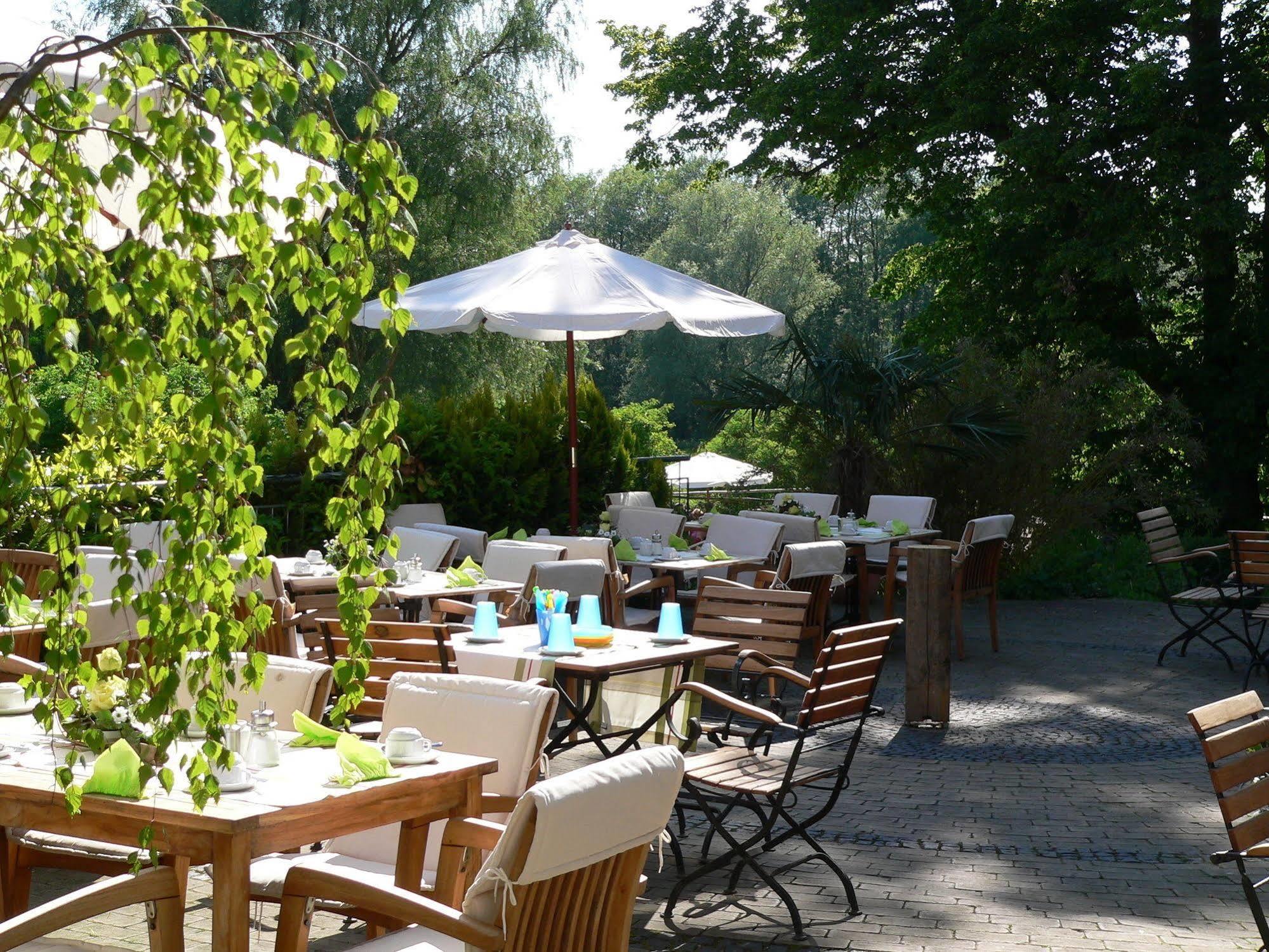 Gutshof Woldzegarten Hotel Luaran gambar
